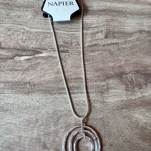 NWT Napier Silver tone Round Silver Pendant Necklace Chain Classic Minimalist